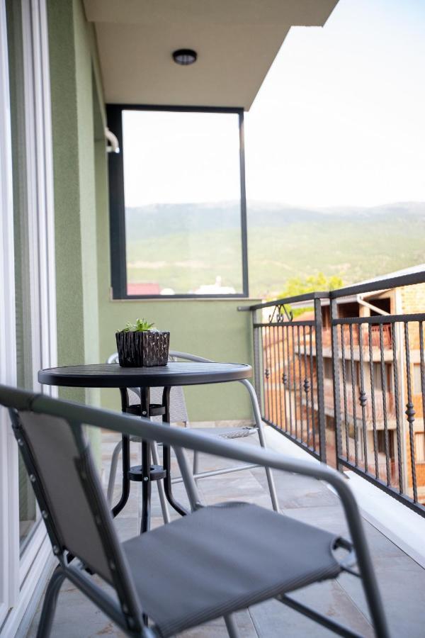 Blue Eye Ohrid Apartment Exterior foto